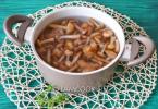 Supë me kërpudha mjalti - recetë hap pas hapi